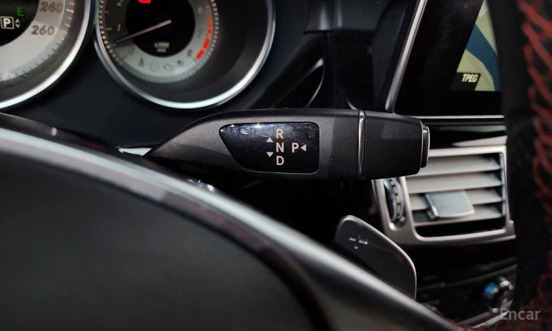 Mercedes-Benz CLS 400, снимка 9 - Автомобили и джипове - 53362008