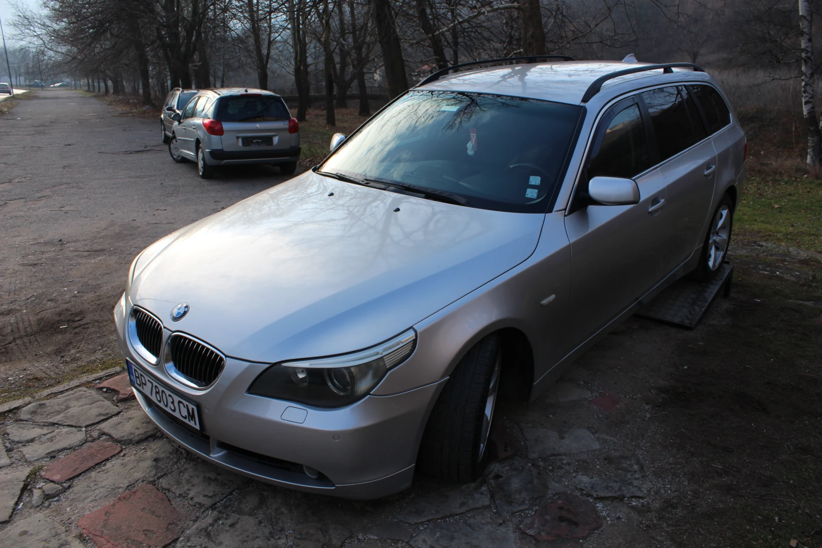 BMW 525 2.5TDI АВТОМАТИК - изображение 3