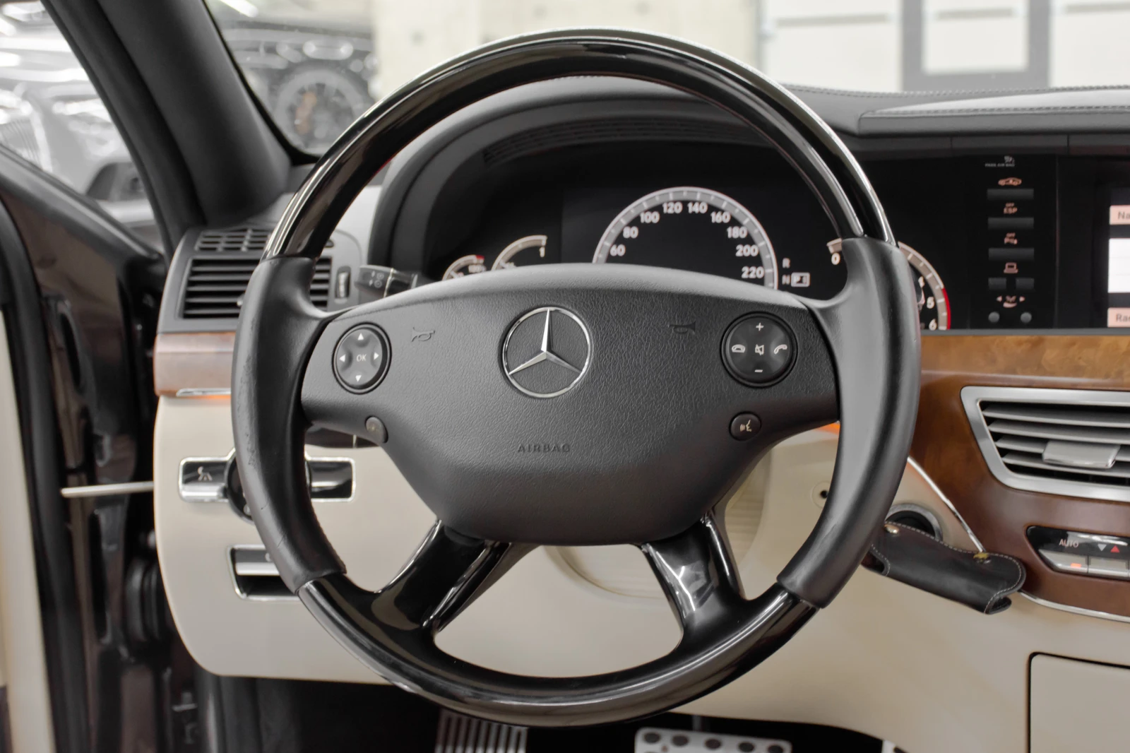 Mercedes-Benz S 320 D * AMG* FACELIFT - изображение 10