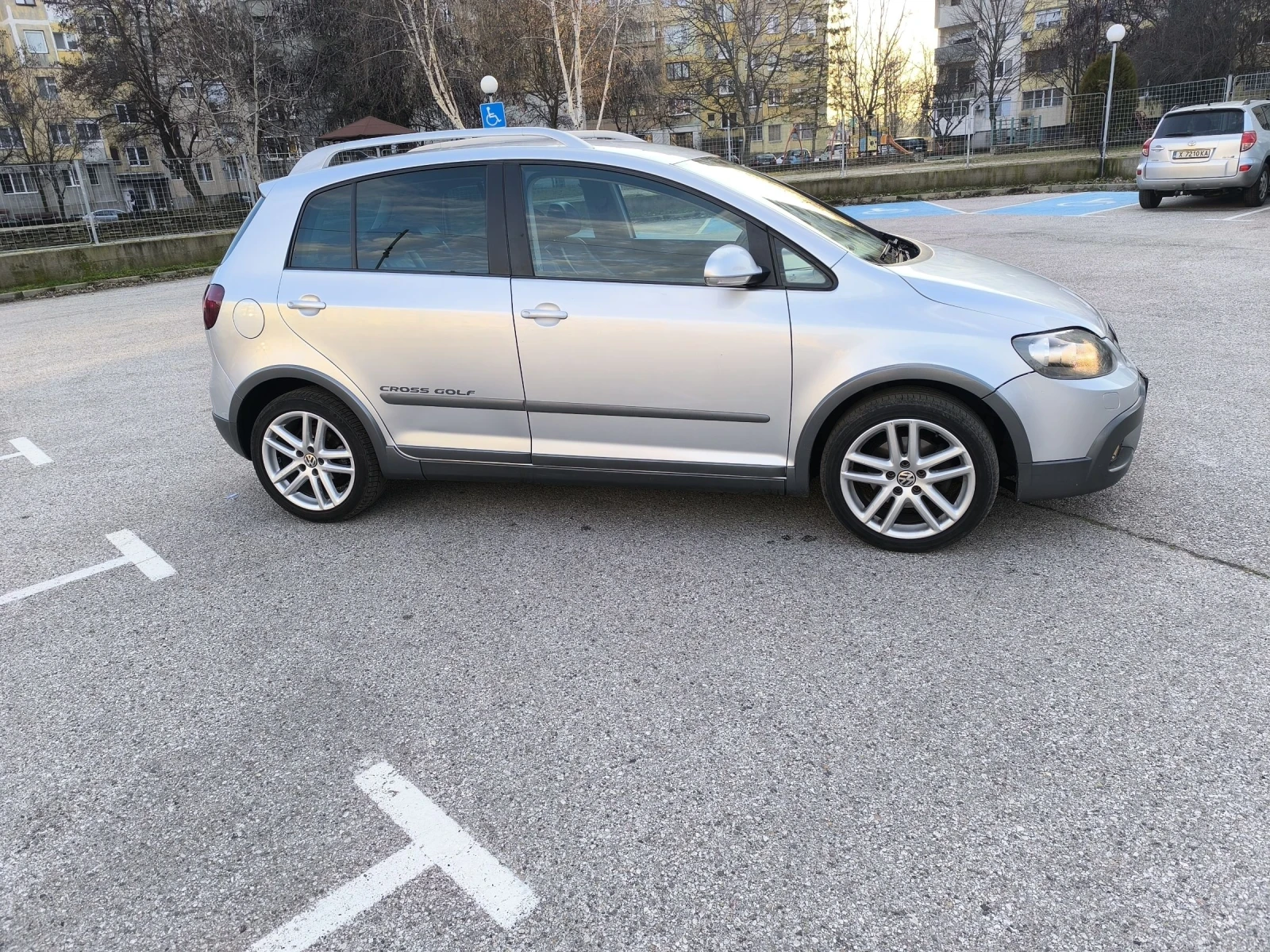 VW Golf Plus 2.0TDI CROSS  - изображение 3
