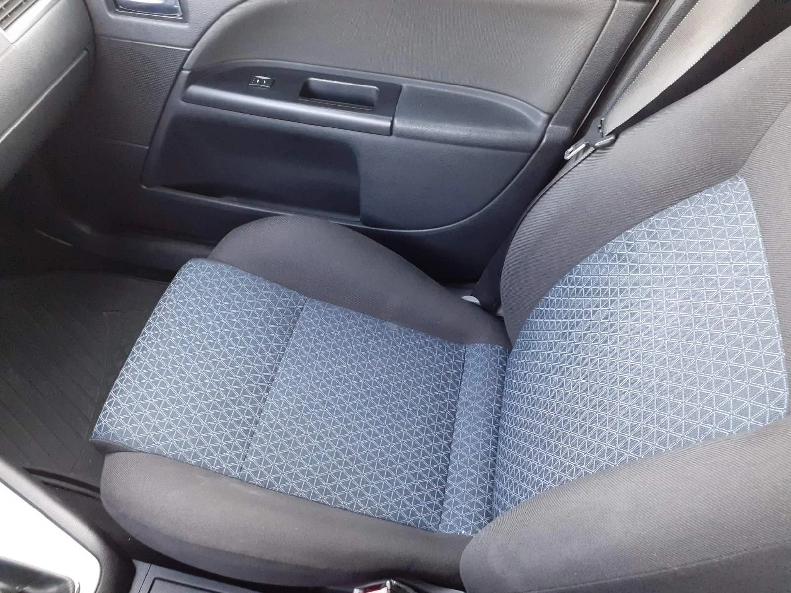 Ford Mondeo  - изображение 6