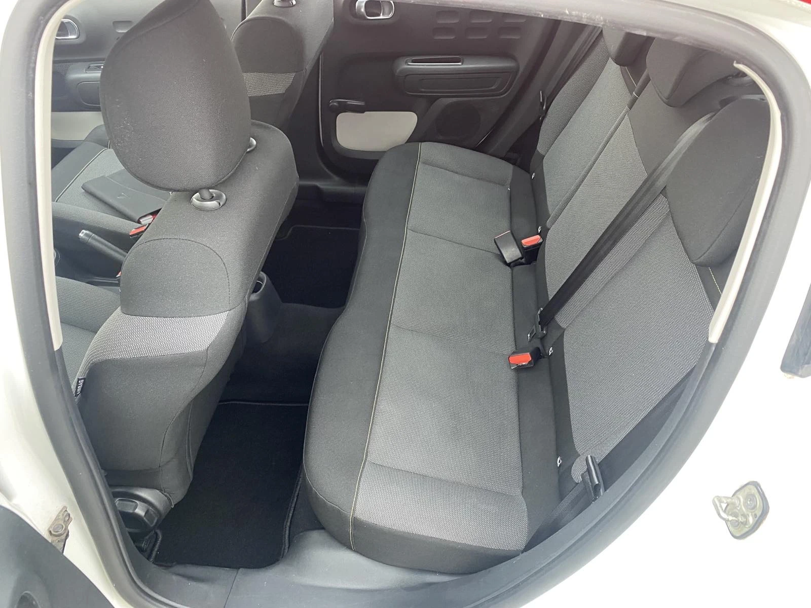 Citroen C3  1.2i  82p.s  AIRBUMB | Mobile.bg � ����������� 9