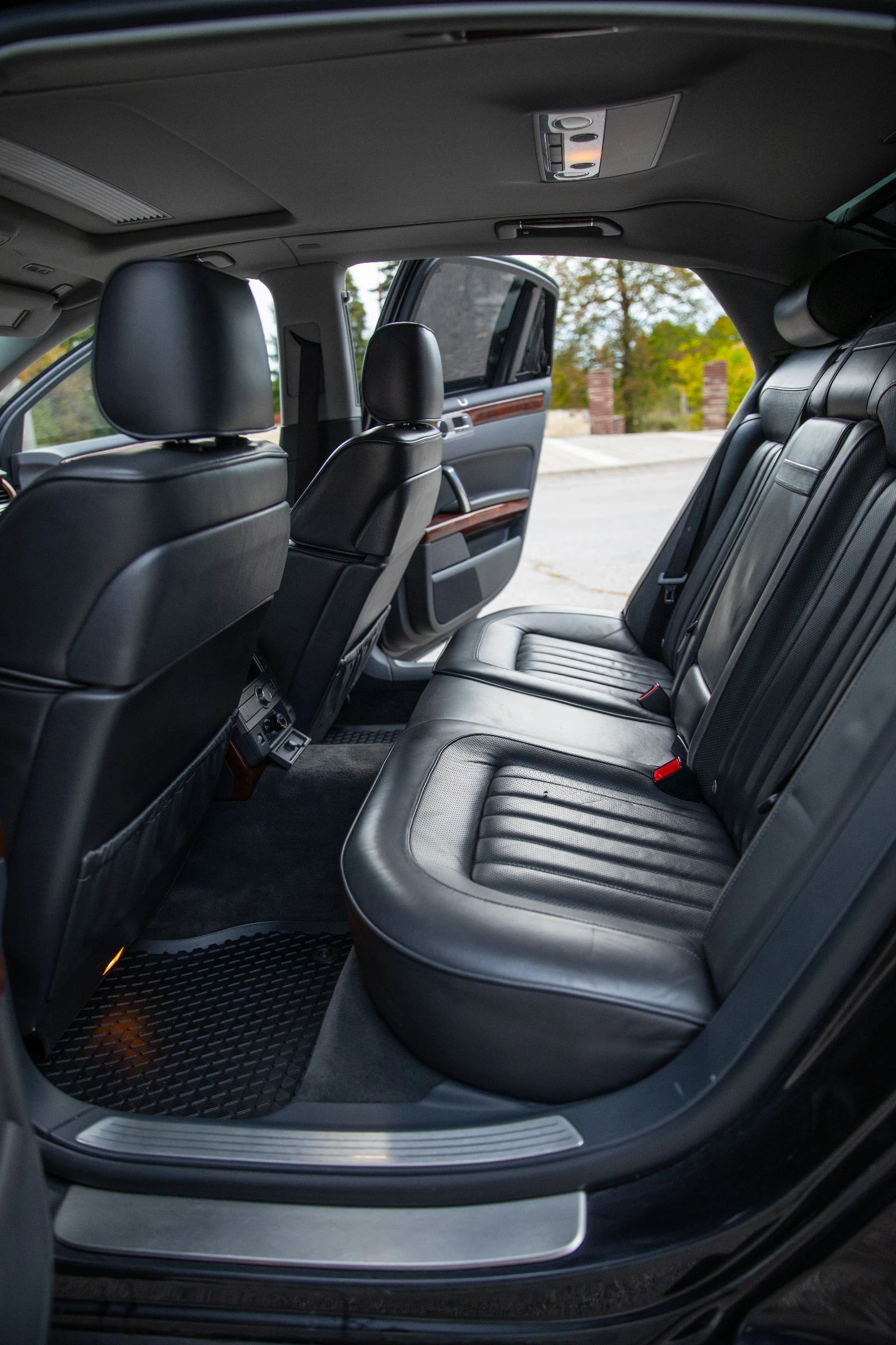 VW Phaeton, снимка 15 - Автомобили и джипове - 53715234