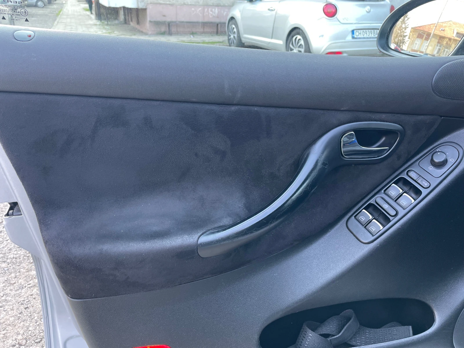 Seat Leon, снимка 12 - Автомобили и джипове - 53709684