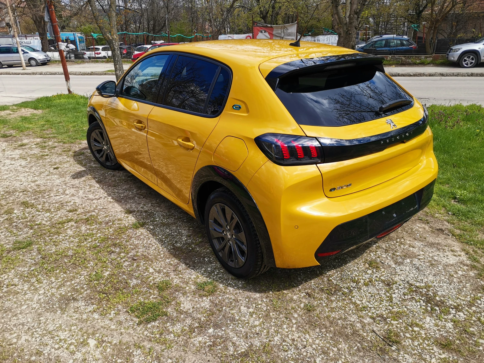 Peugeot 208 е/136HP/50KWH/LED/AUTOMATIC, снимка 6 - Автомобили и джипове - 54156755