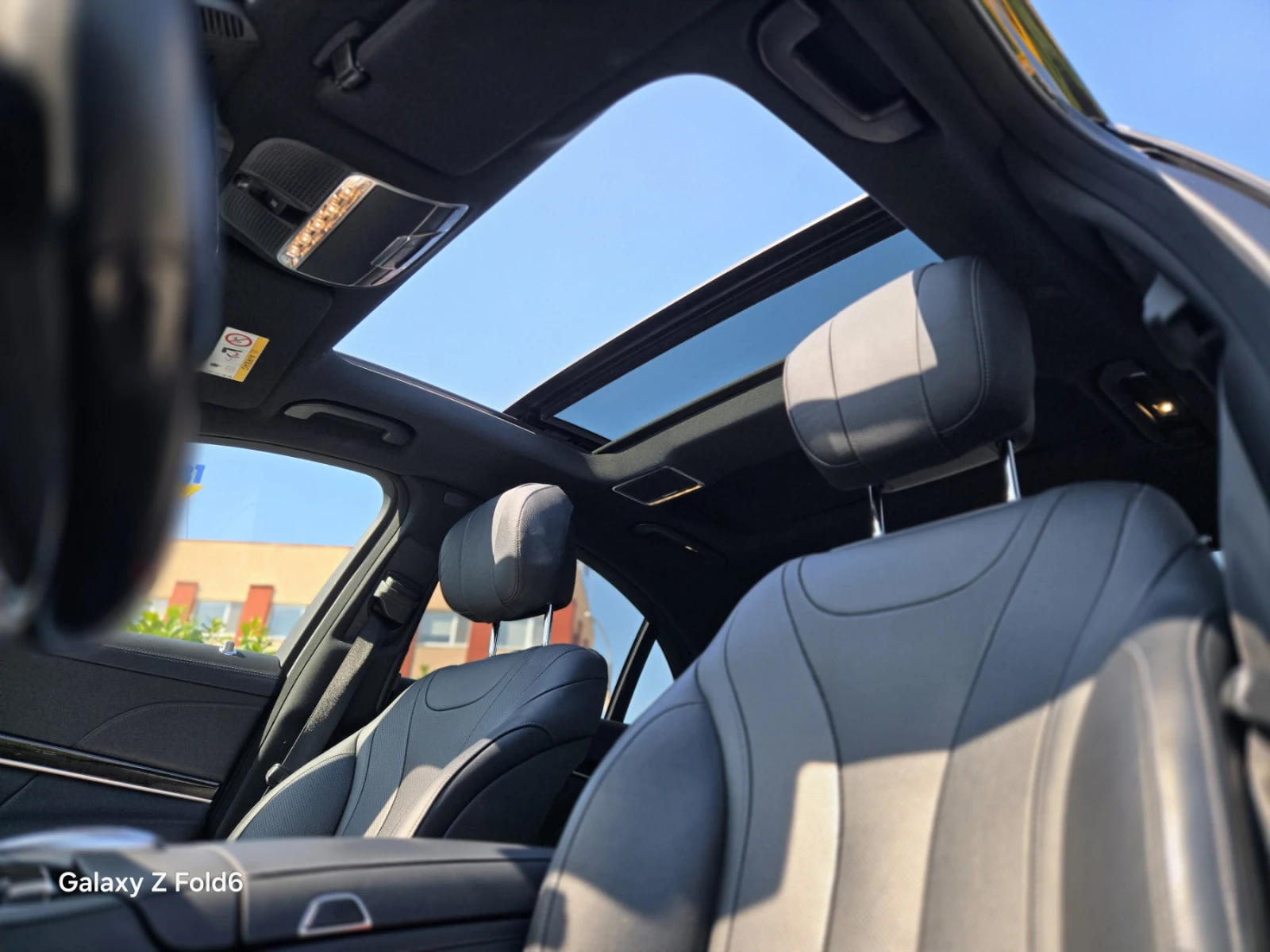 Mercedes-Benz S 560 4 Matic AMG, Пълна сервизна история, снимка 17 - Автомобили и джипове - 54195135