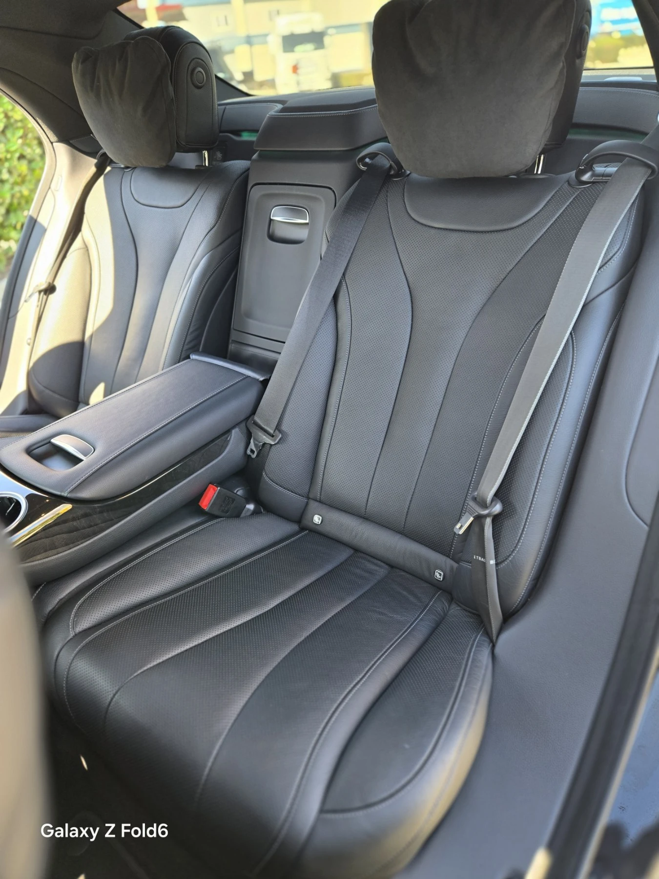 Mercedes-Benz S 560 4 Matic AMG, Пълна сервизна история, снимка 16 - Автомобили и джипове - 54195135