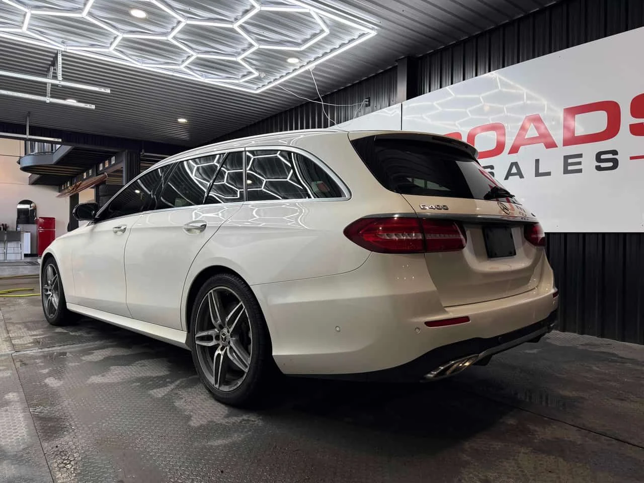 Mercedes-Benz E 400 4MATIC| SUNPOOF| 360| HEATED SEATS| AMBIENT | Mobile.bg � ����������� 8