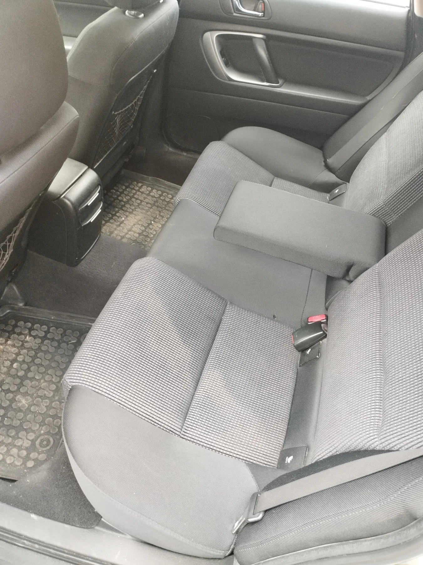 Subaru Outback, снимка 6 - Автомобили и джипове - 54412201
