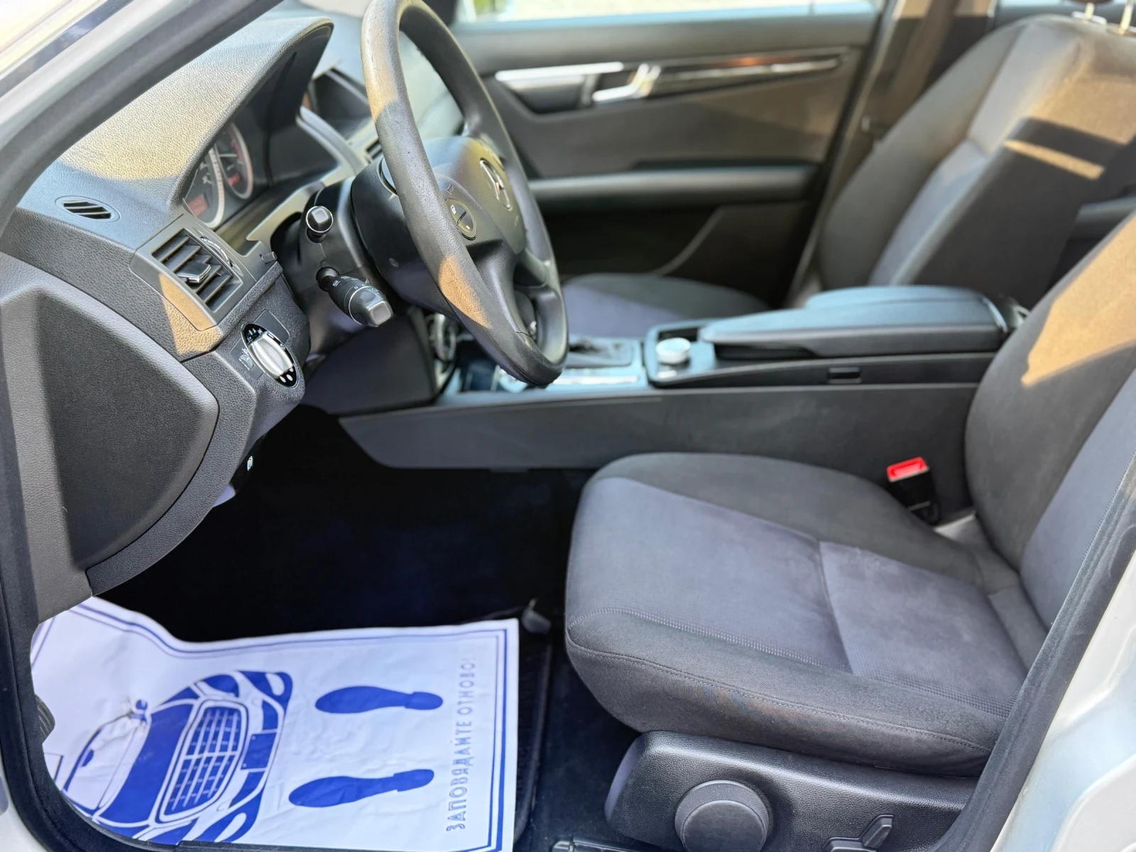 Mercedes-Benz C 220 CDI Автоматик/646/Климатроник/Подгрев, снимка 11 - Автомобили и джипове - 54672932