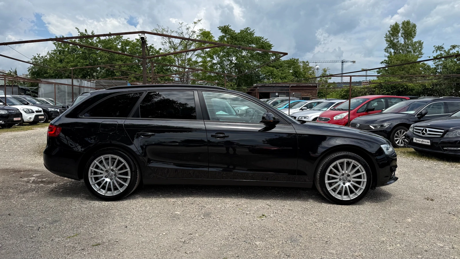 Audi A4 2.0TDI FACELIFT BiXenon ЕВРО-5В, снимка 5 - Автомобили и джипове - 54740952