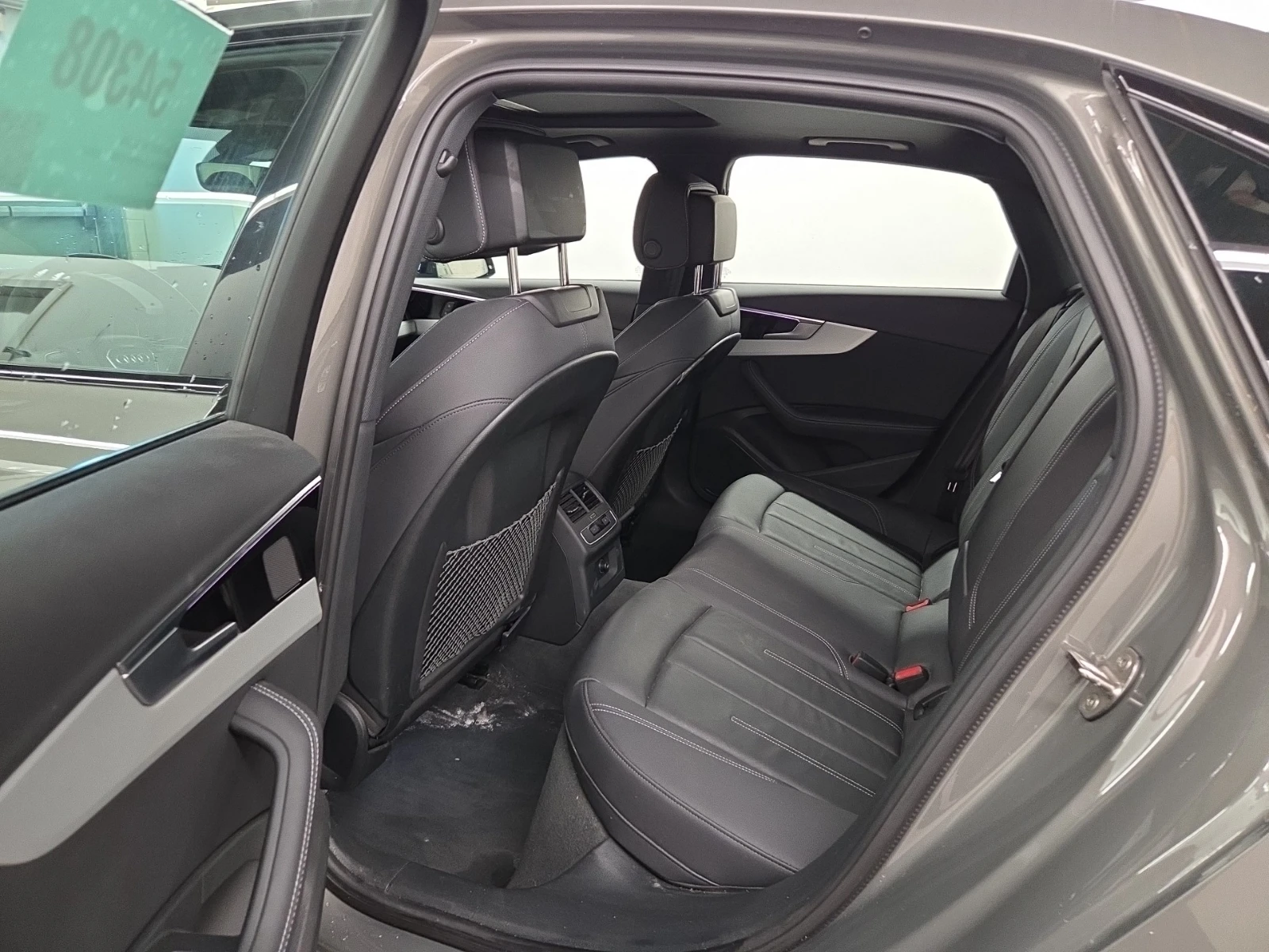 Audi A4 PROGRESSIV * Blind Spot * CARFAX * АВТО КРЕДИТ * , снимка 12 - Автомобили и джипове - 54756206