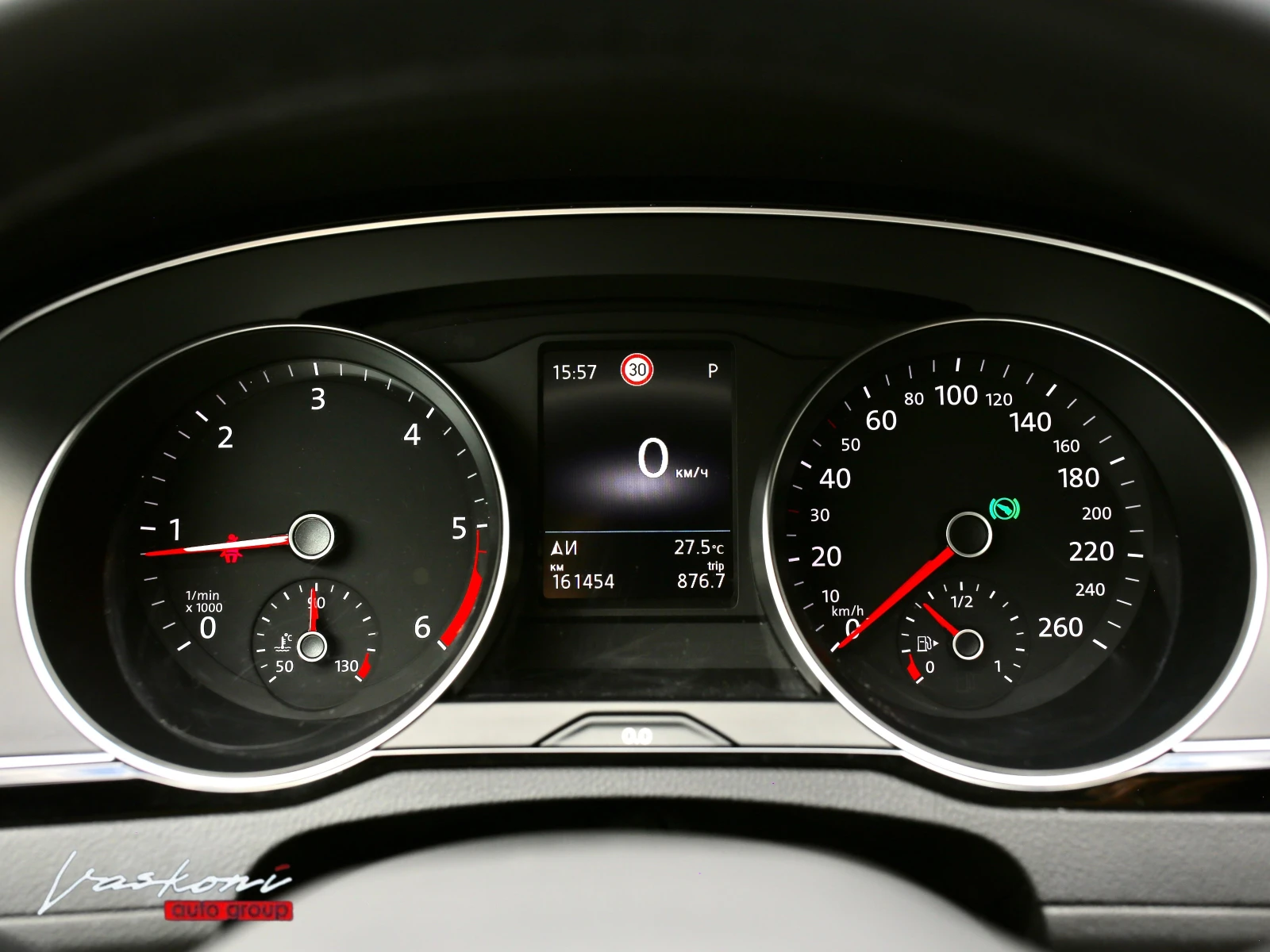 VW Passat 8.5 2.0 TDI, снимка 7 - Автомобили и джипове - 55235684