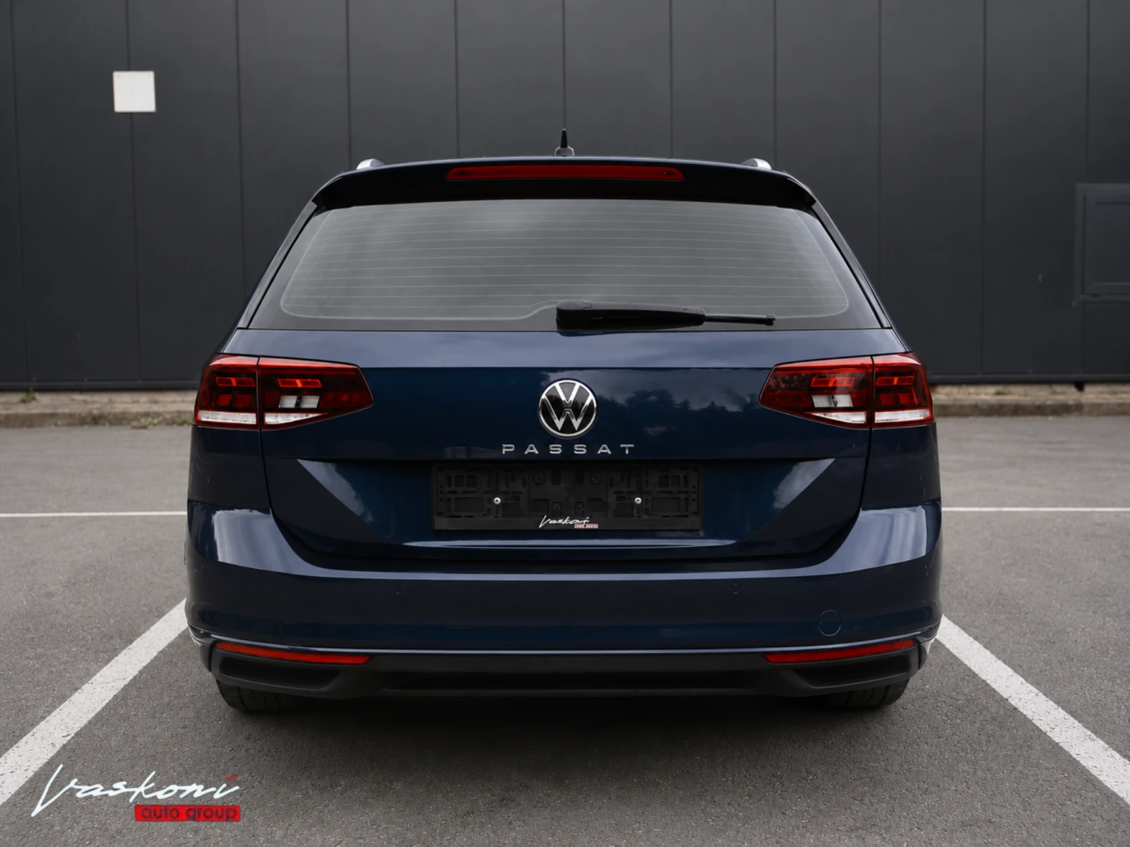 VW Passat 8.5 2.0 TDI, снимка 5 - Автомобили и джипове - 55235684