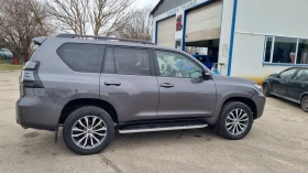 Toyota Land cruiser 150 Luxury Premium Black Edition, снимка 4