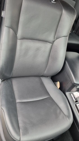 Toyota Land cruiser 150 Luxury Premium Black Edition, снимка 15