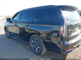 Cadillac Escalade 6.2L V-8 DI, VVT, 420HP 4X4 Drive, снимка 6