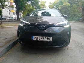������ Toyota C-HR