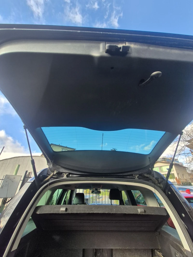 Skoda Yeti, снимка 3 - Автомобили и джипове - 52512050