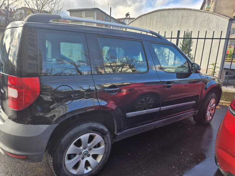 Skoda Yeti, снимка 13 - Автомобили и джипове - 52512050