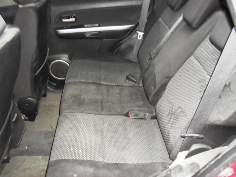 Suzuki Grand vitara 185 k.с., снимка 10 - Автомобили и джипове - 52795851