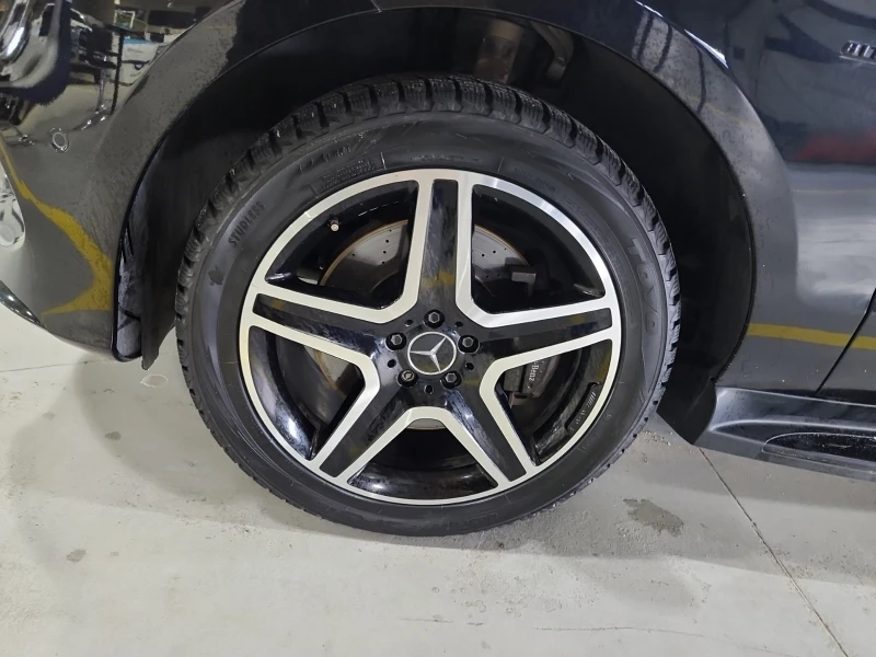Mercedes-Benz GLE 43 AMG * CARFAX * БЕЗ ПЪРВОНАЧАЛНА ВНОСКА, снимка 14 - Автомобили и джипове - 52800463