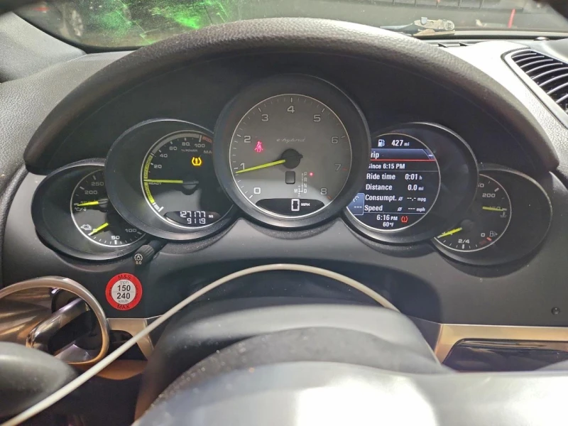 Porsche Cayenne S E-HYBRID * Kрайна цена* , снимка 9 - Автомобили и джипове - 53299310