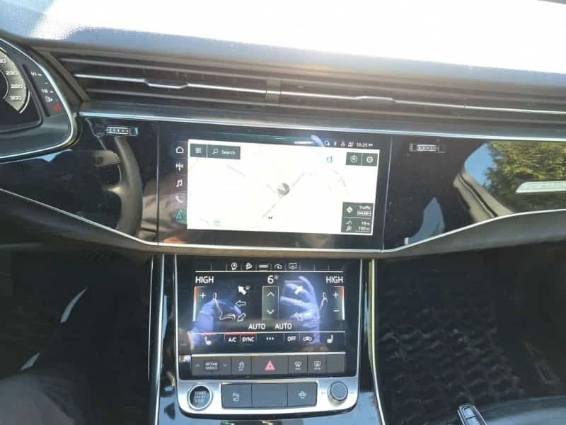 Audi Q7 * KOMFORT * CARFAX * 7 МЕСТА * ДВА КЛЮЧА * ПАНО, снимка 8 - Автомобили и джипове - 53695642