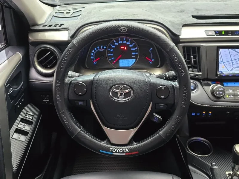 Toyota Rav4 2.5 2WD, снимка 13 - Автомобили и джипове - 55559627