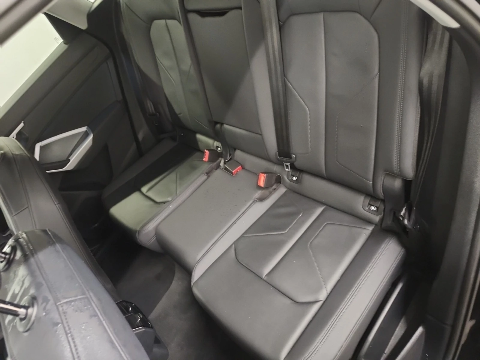 Audi Q3 * CARFAX *    | Mobile.bg   11