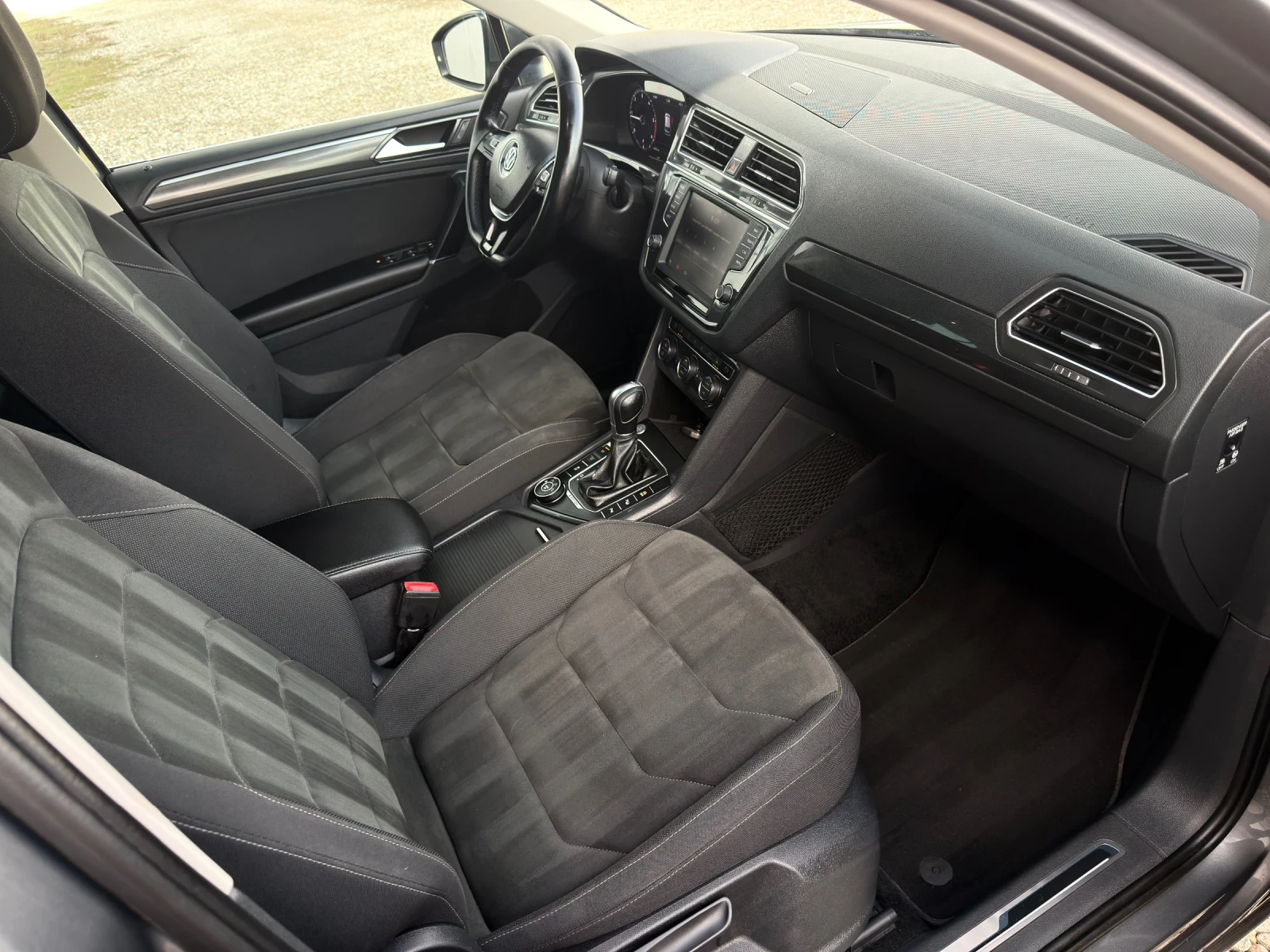 VW Tiguan 2.0TDI 190�� 4�4 R-Line/ Digital/ ��������/ ������ | Mobile.bg � ����������� 12