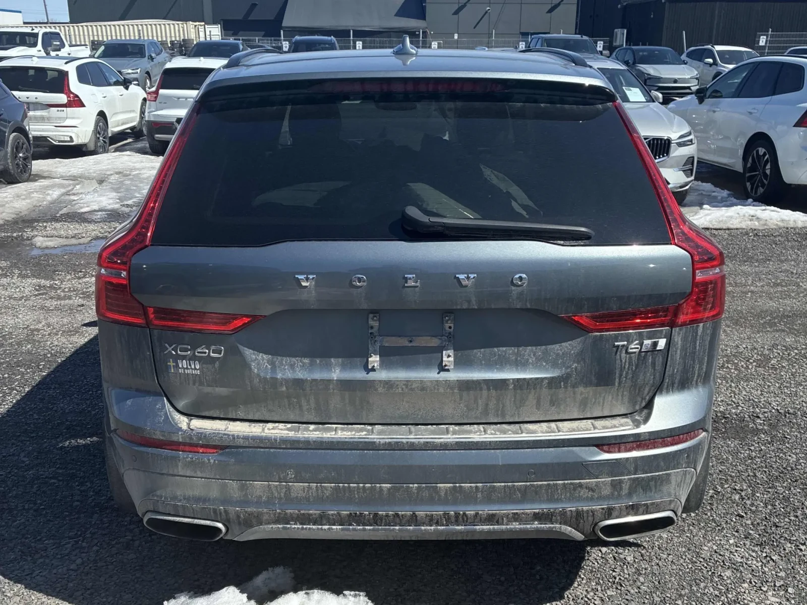 Volvo XC60 T6* R* DESIGN* ПОДГРЕВ* 360КАМЕРА* LANE* ASSIST* , снимка 5 - Автомобили и джипове - 54151846