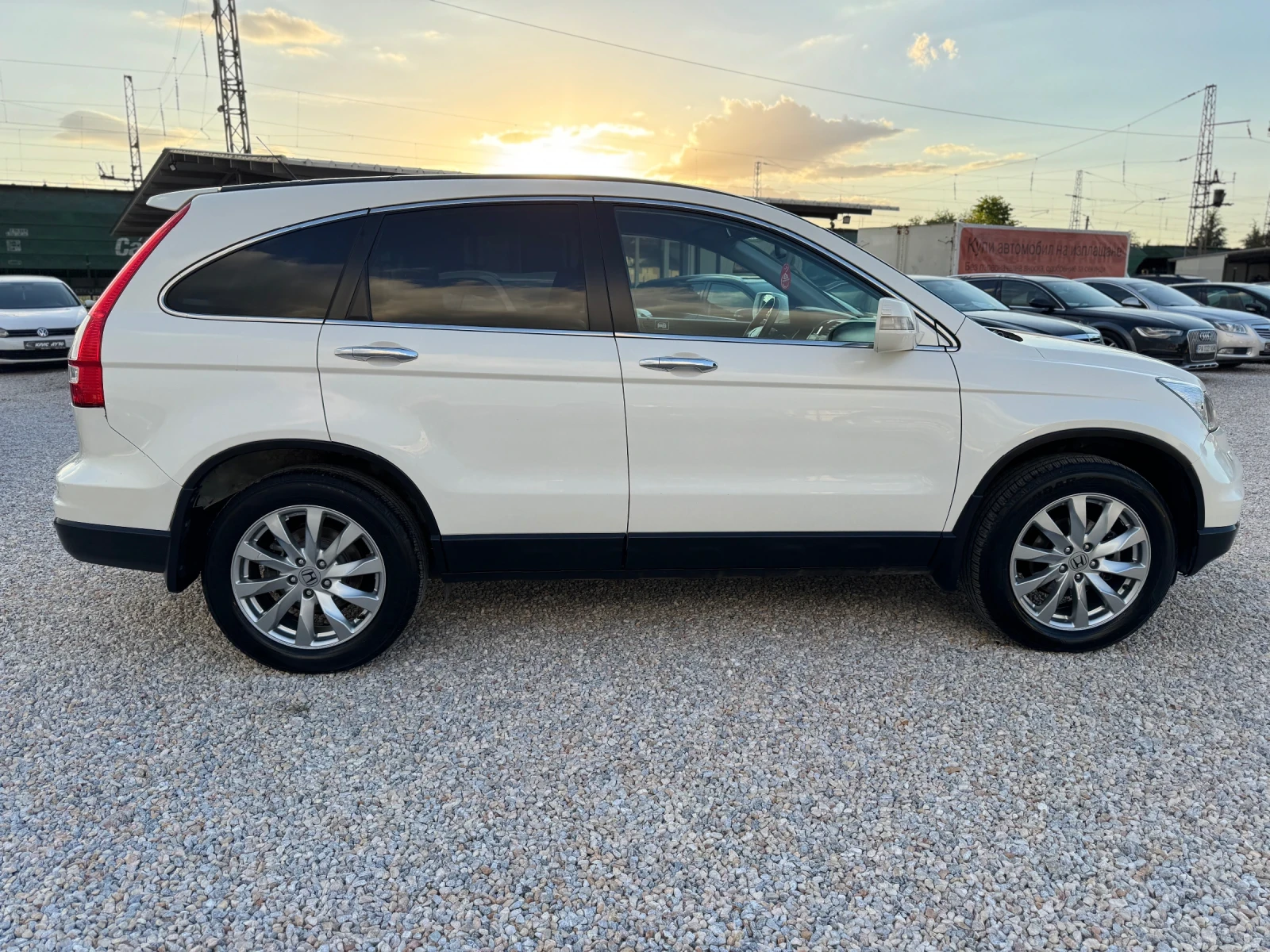 Honda Cr-v 2.2 I-DTEC* 150hp* EXCLUSIVE ADVANCE* , снимка 6 - Автомобили и джипове - 54708102