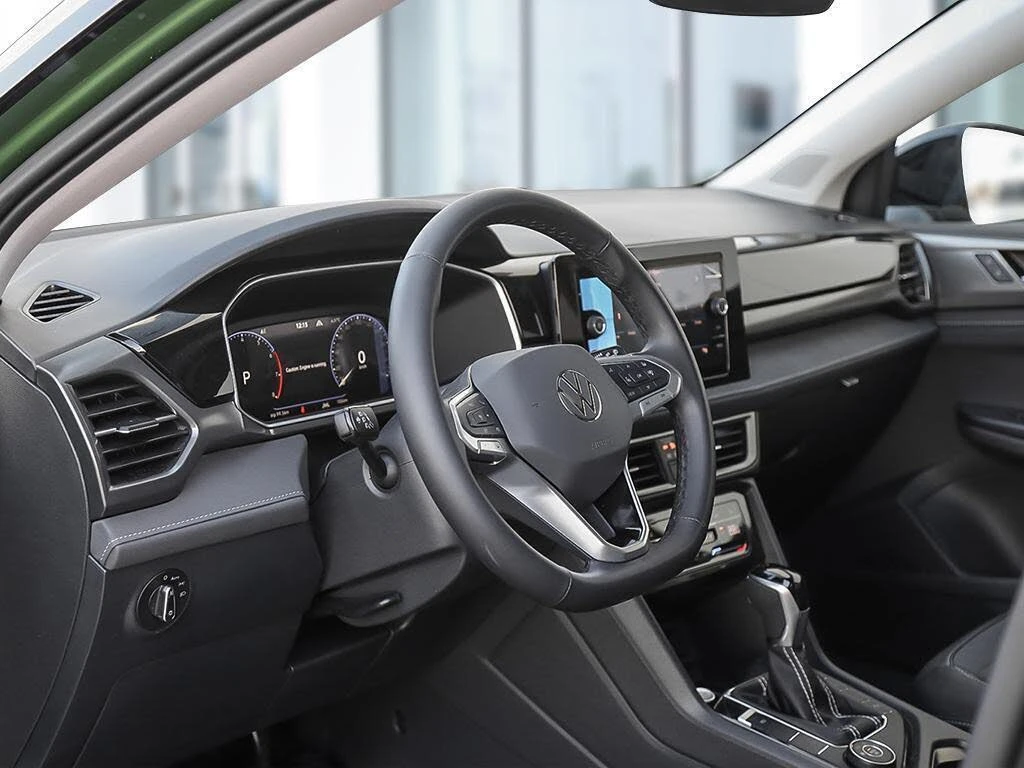 VW Taos COMFORTLINE| BLACK EDITION 4MOTION| DISTRONIC| ПАН, снимка 6 - Автомобили и джипове - 55035985