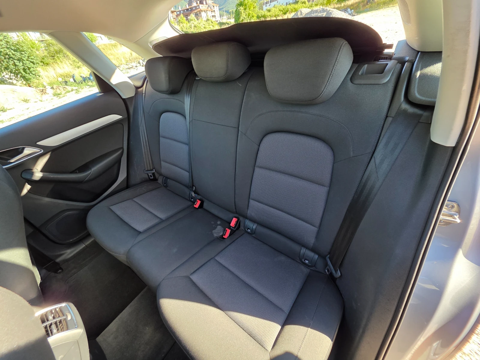 Audi Q3 2.0 TDI, снимка 16 - Автомобили и джипове - 55564888