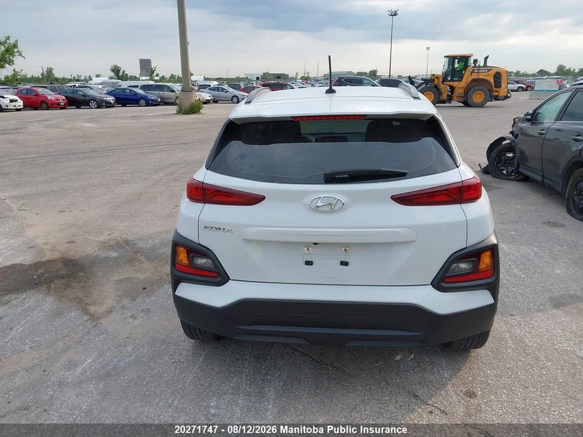 Hyundai Kona 2.0* Става на газ* Подгрев, снимка 5 - Автомобили и джипове - 55702338