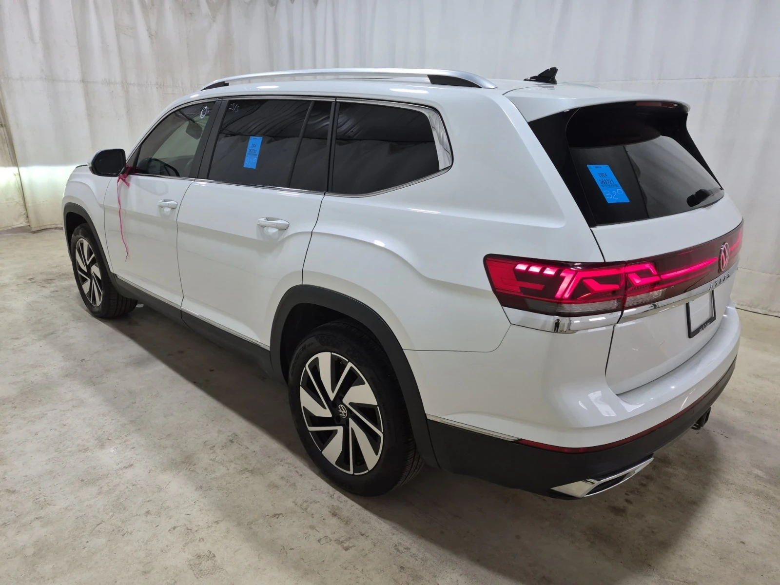 VW Atlas Highline / ПРОГНОЗНА ЦЕНА до БГ, снимка 2 - Автомобили и джипове - 55944025