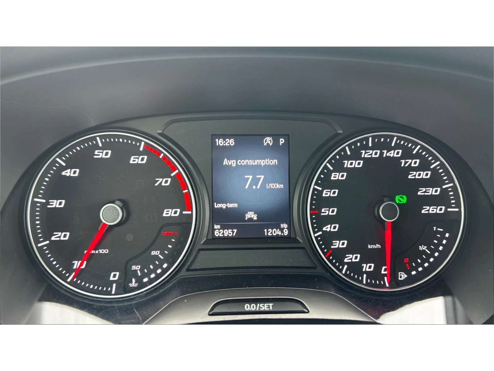 Seat Ateca 1.5 TSi ACT DSG, Месечна вноска от 299  , снимка 15 - Автомобили и джипове - 55987247