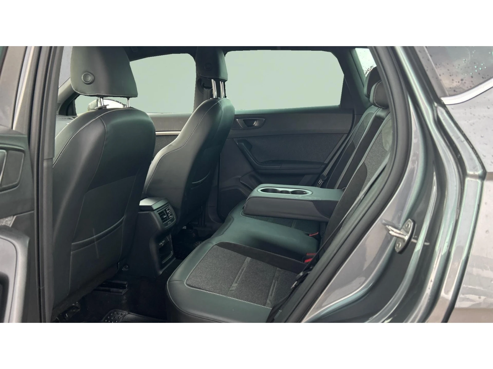 Seat Ateca 1.5 TSi ACT DSG, Месечна вноска от 299  , снимка 12 - Автомобили и джипове - 55987247