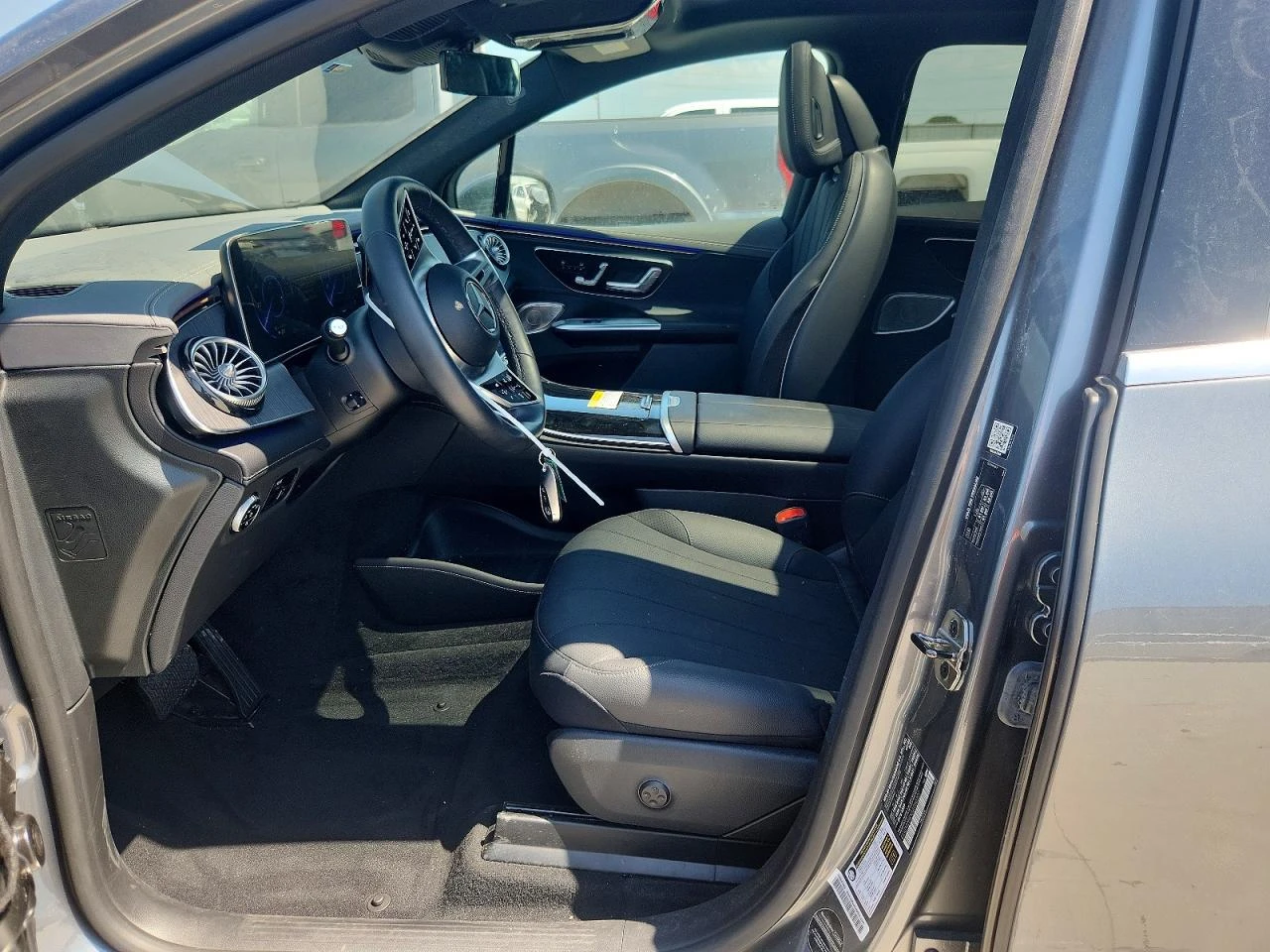 Mercedes-Benz EQE 350+ | SUV | ACC | PANO, снимка 7 - Автомобили и джипове - 56093754