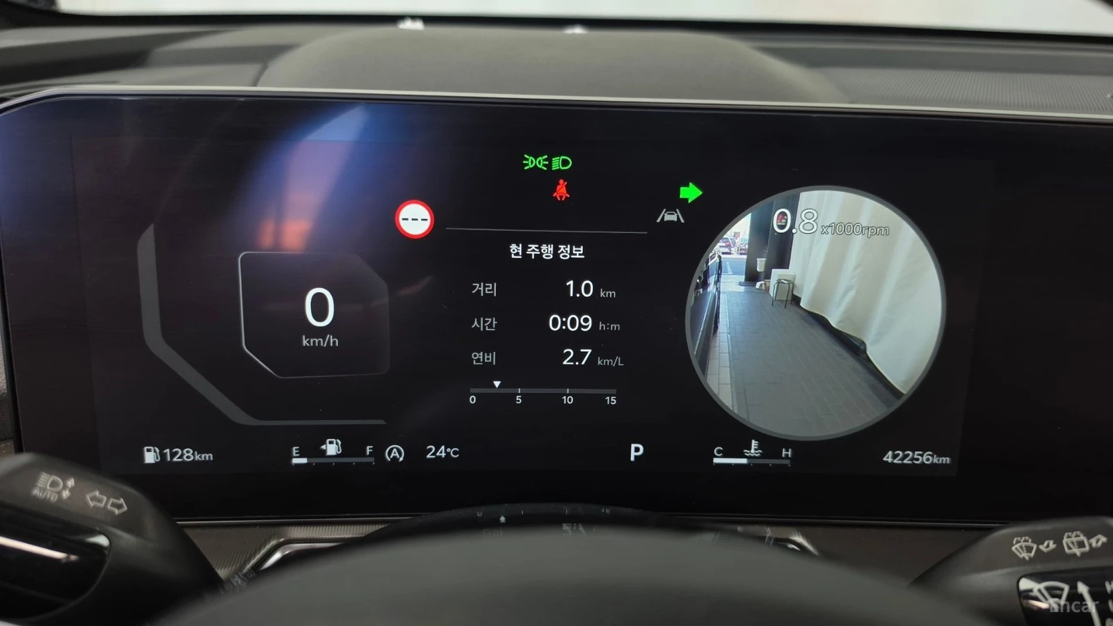 Kia Sorento SIGNATURE | 360| CAMS| VENTED| ACC, снимка 8 - Автомобили и джипове - 56118898