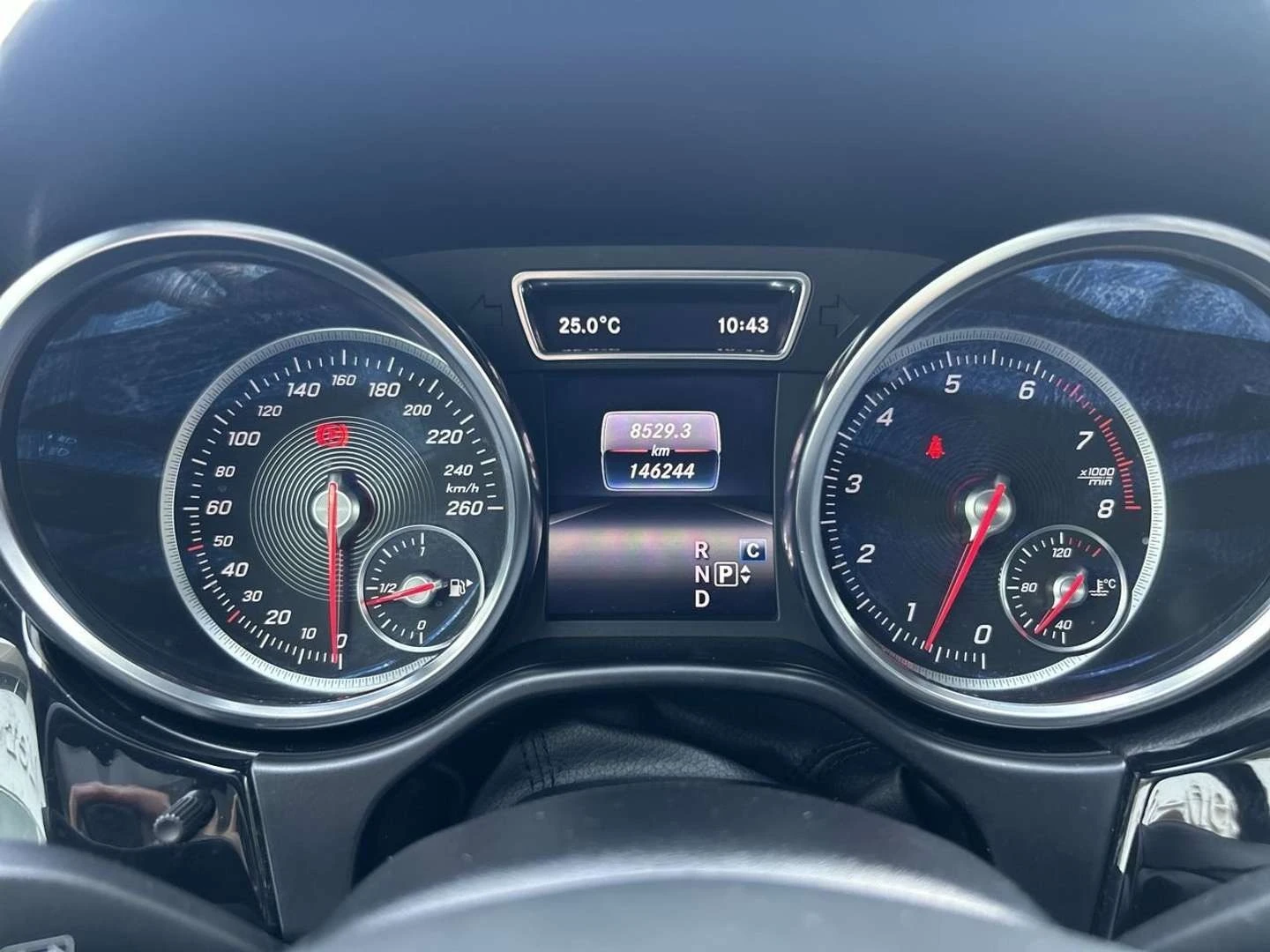 Mercedes-Benz GLE 400 4MATIC/360/ВЪЗДУХ/ ОТ ПРЕДСТАВИТЕЛСТВО НА МАРКАТА, снимка 12 - Автомобили и джипове - 56132336