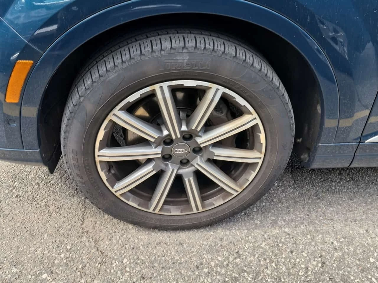 Audi Q7 * 55 Tfsi Quattro Technik 55 Tfsi Quattro * CARFAX, снимка 4 - Автомобили и джипове - 56279921