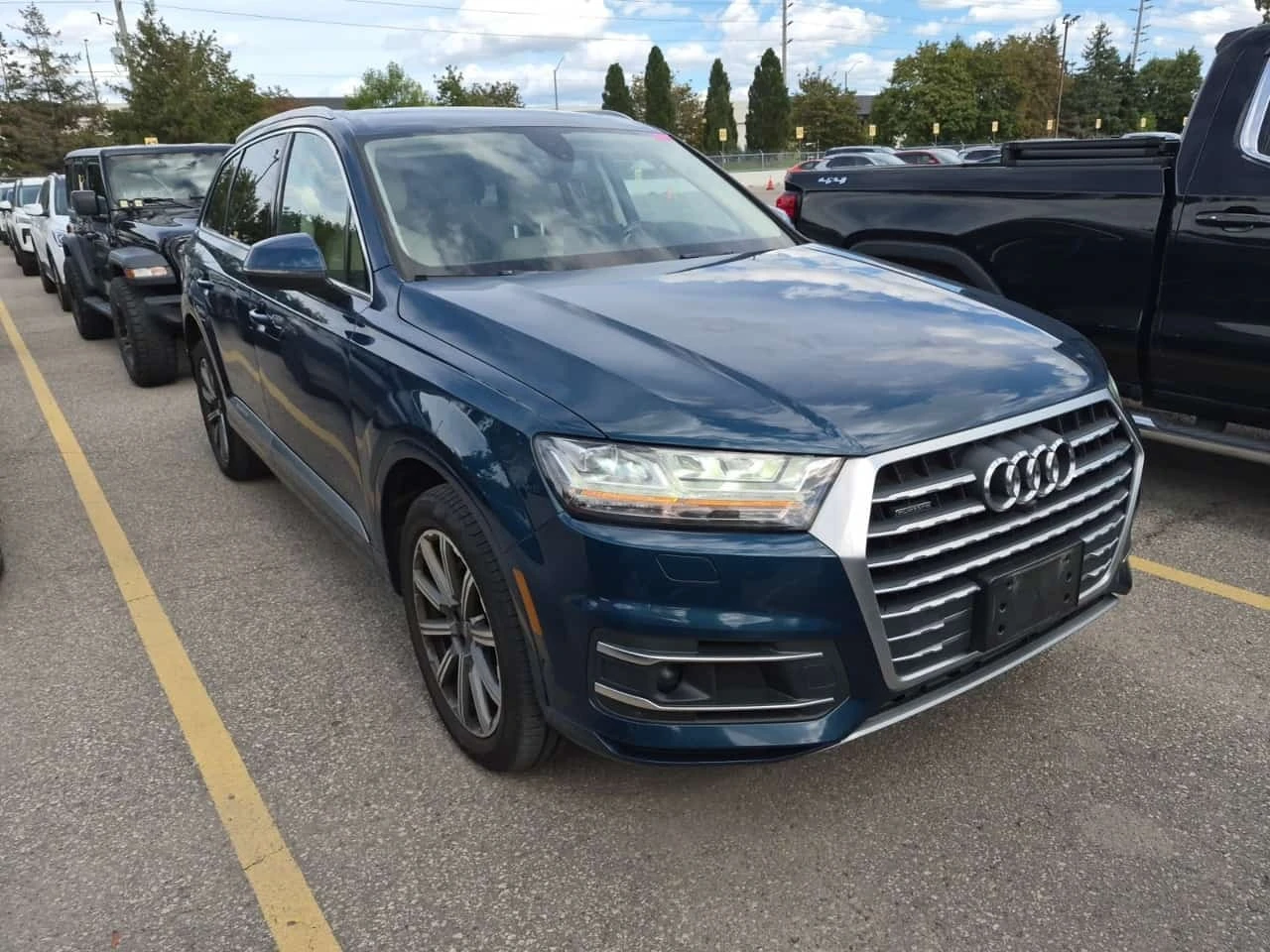 Audi Q7 * 55 Tfsi Quattro Technik 55 Tfsi Quattro * CARFAX, снимка 5 - Автомобили и джипове - 56279921