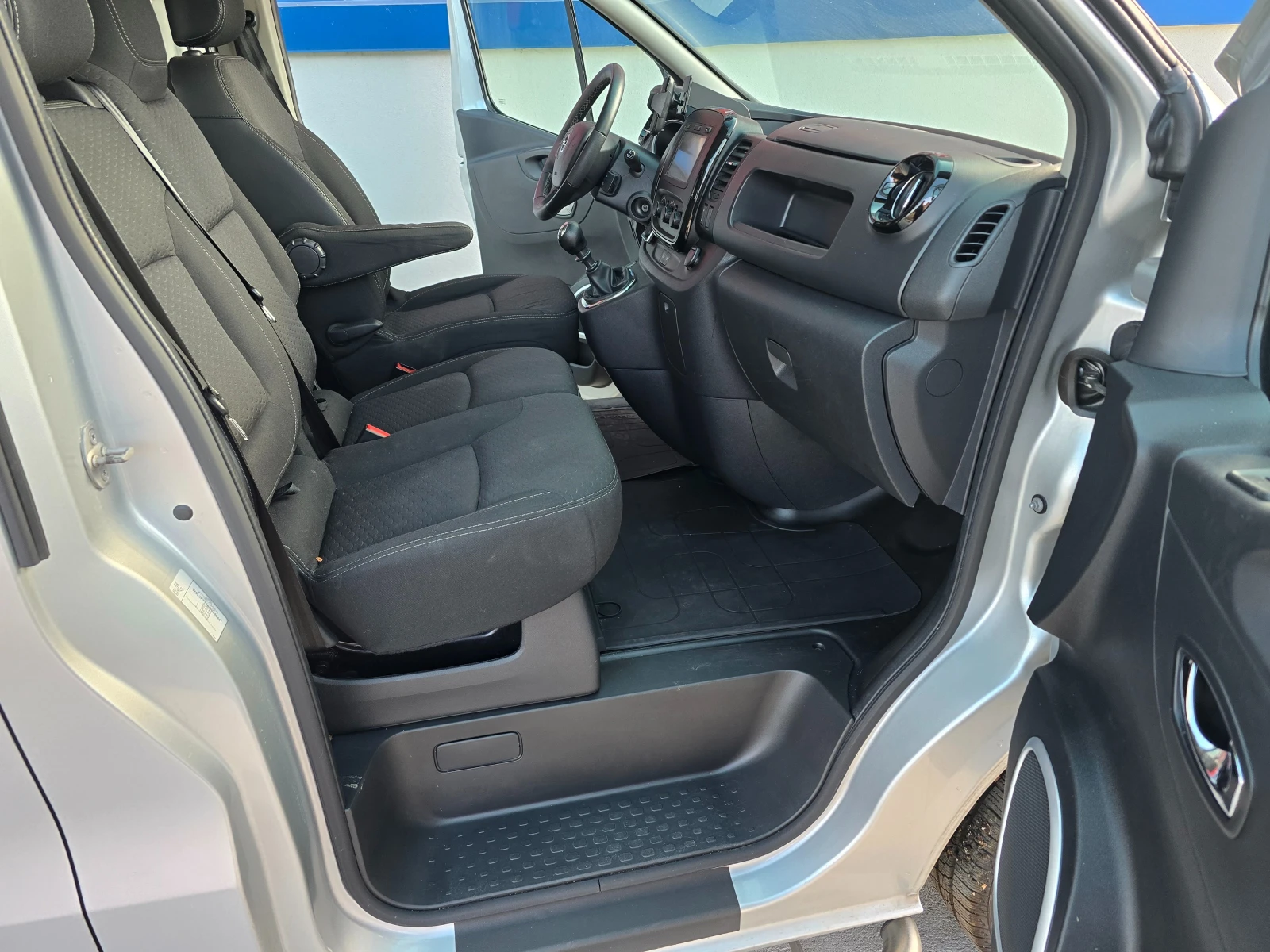 Opel Vivaro 1.6CDTi/BiTurbo/MaXi - изображение 8