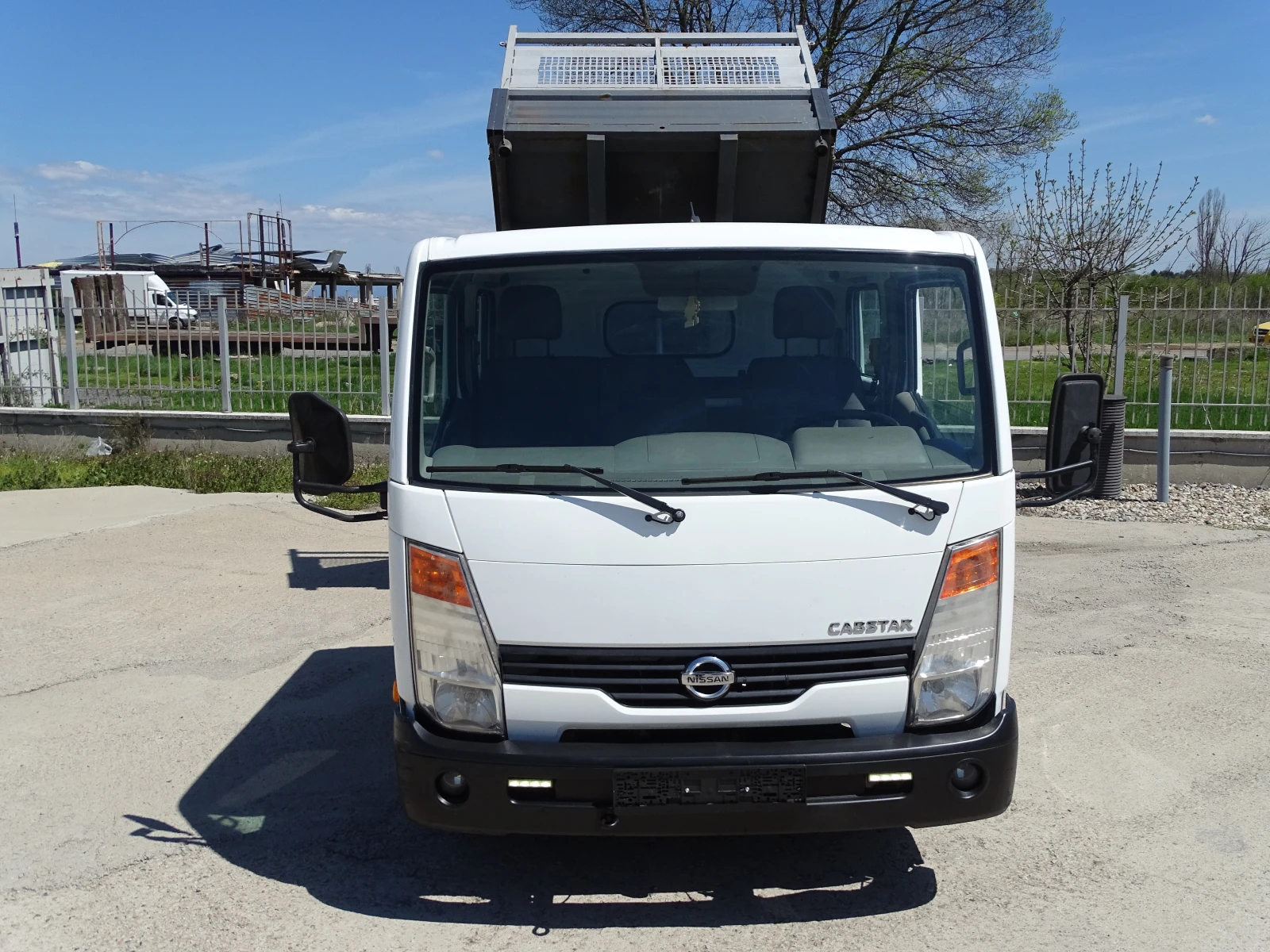 Nissan Capstar 35.13  * * 6 места* * САМОСВАЛ * * , снимка 2 - Бусове и автобуси - 54309674