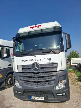     Mercedes-Benz Actros 1851