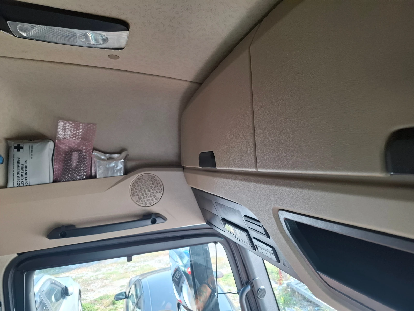 Mercedes-Benz Actros 1851 | Mobile.bg   16