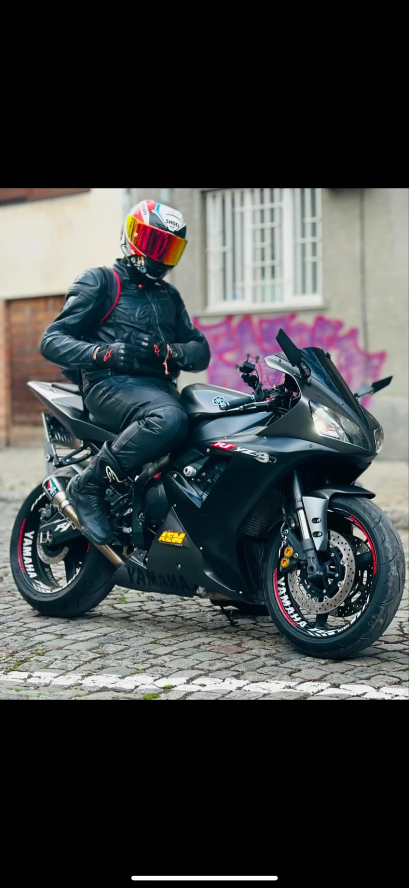 Yamaha YZF-R1