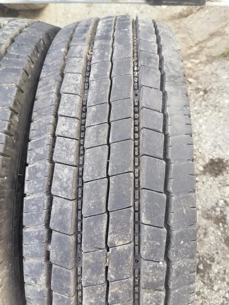 Гуми Летни 205/75R17.5, снимка 4 - Гуми и джанти - 41998559